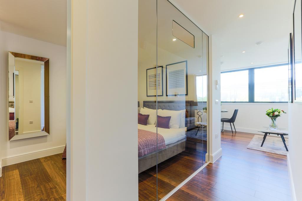 Swiss Cottage One Лондон Экстерьер фото