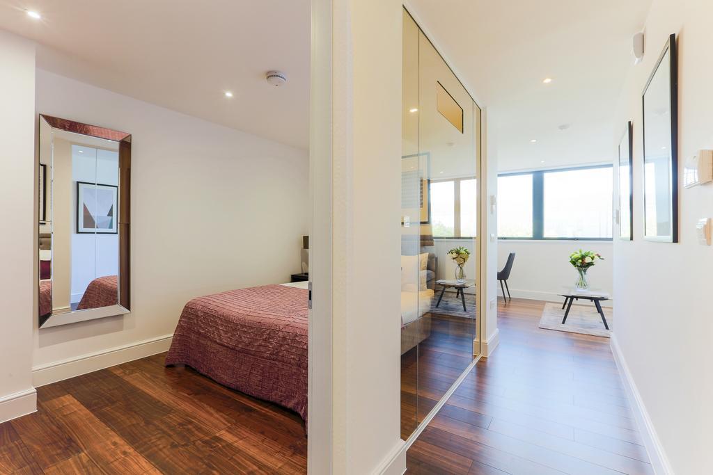 Swiss Cottage One Лондон Экстерьер фото